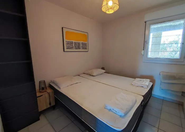 Appartement 3 Pers Avec Piscine, Terrasse Et Parking Privé - Fr-1-776-22 *